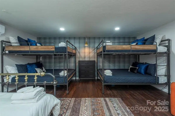 $925,000 | 2338 El Miner Drive, Mars Hill, NC 28754