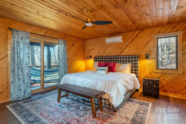 $925,000 | 2338 El Miner Drive, Mars Hill, NC 28754