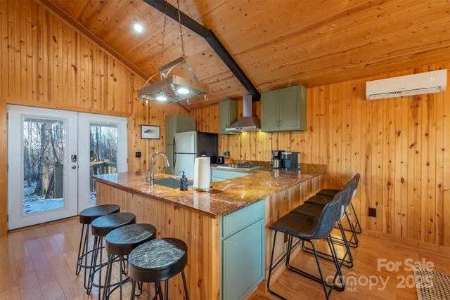 $975,000 | 2338 El Miner Drive, Mars Hill, NC 28754