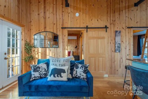 $925,000 | 2338 El Miner Drive, Mars Hill, NC 28754