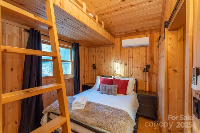 $975,000 | 2338 El Miner Drive, Mars Hill, NC 28754