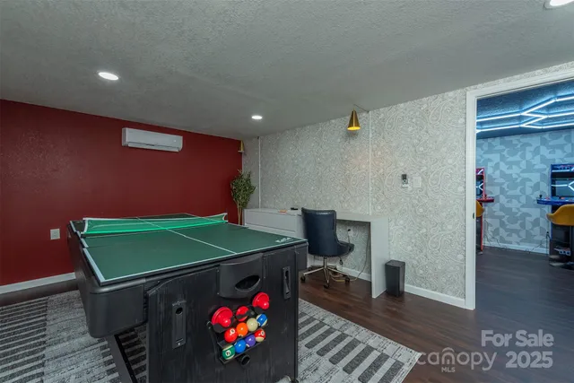 $975,000 | 2338 El Miner Drive, Mars Hill, NC 28754