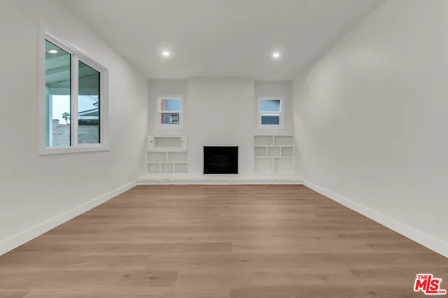 $849,900 | 21014 Baltar Street, Canoga Park, CA 91304