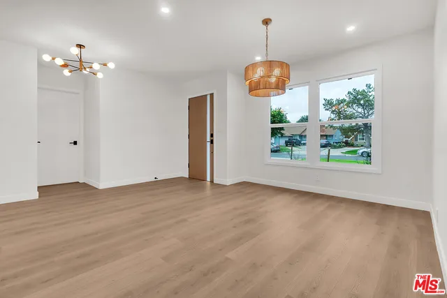 $849,900 | 21014 Baltar Street, Canoga Park, CA 91304