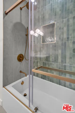 $849,900 | 21014 Baltar Street, Canoga Park, CA 91304