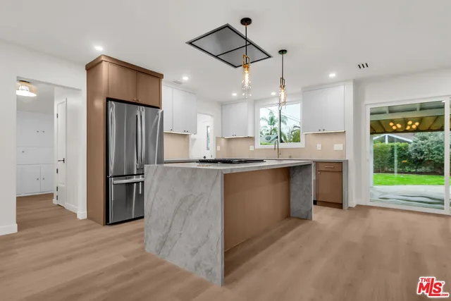 $849,900 | 21014 Baltar Street, Canoga Park, CA 91304