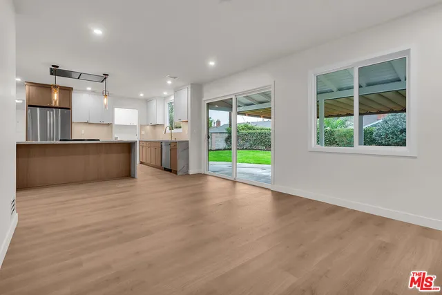 $849,900 | 21014 Baltar Street, Canoga Park, CA 91304