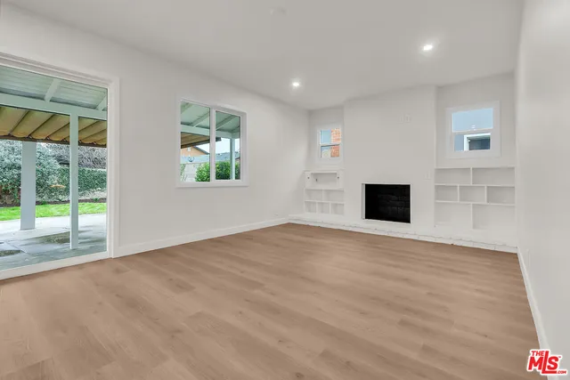 $849,900 | 21014 Baltar Street, Canoga Park, CA 91304