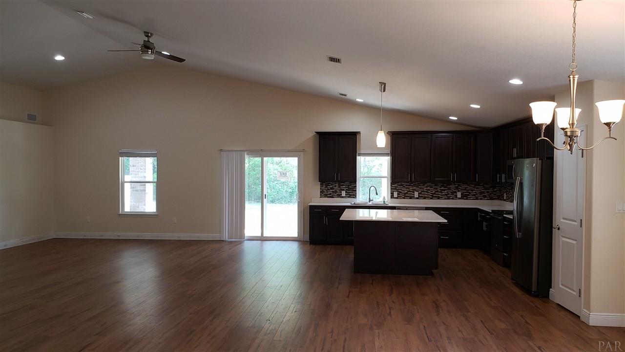 987 Perdido Road Cantonment, FL 32533 - Photo 8 of 22
