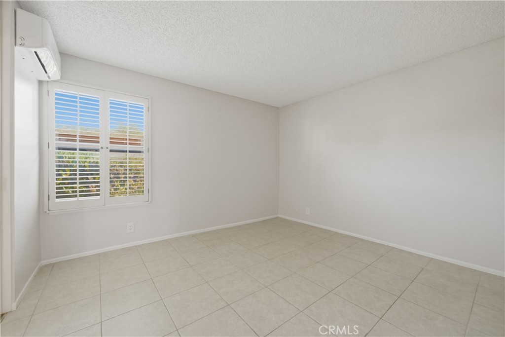 82 Tangelo Irvine, CA 92618 - Photo 7 of 14