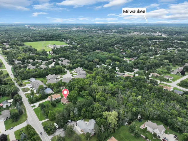 $425,000 | 4120 South 124th Street, Greenfield, WI 53228