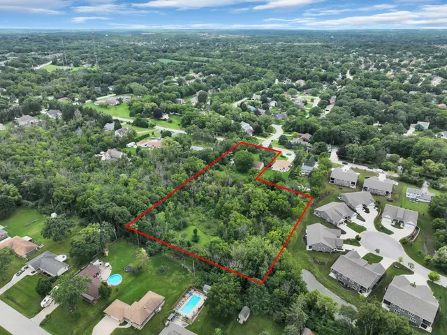 $425,000 | 4120 South 124th Street, Greenfield, WI 53228