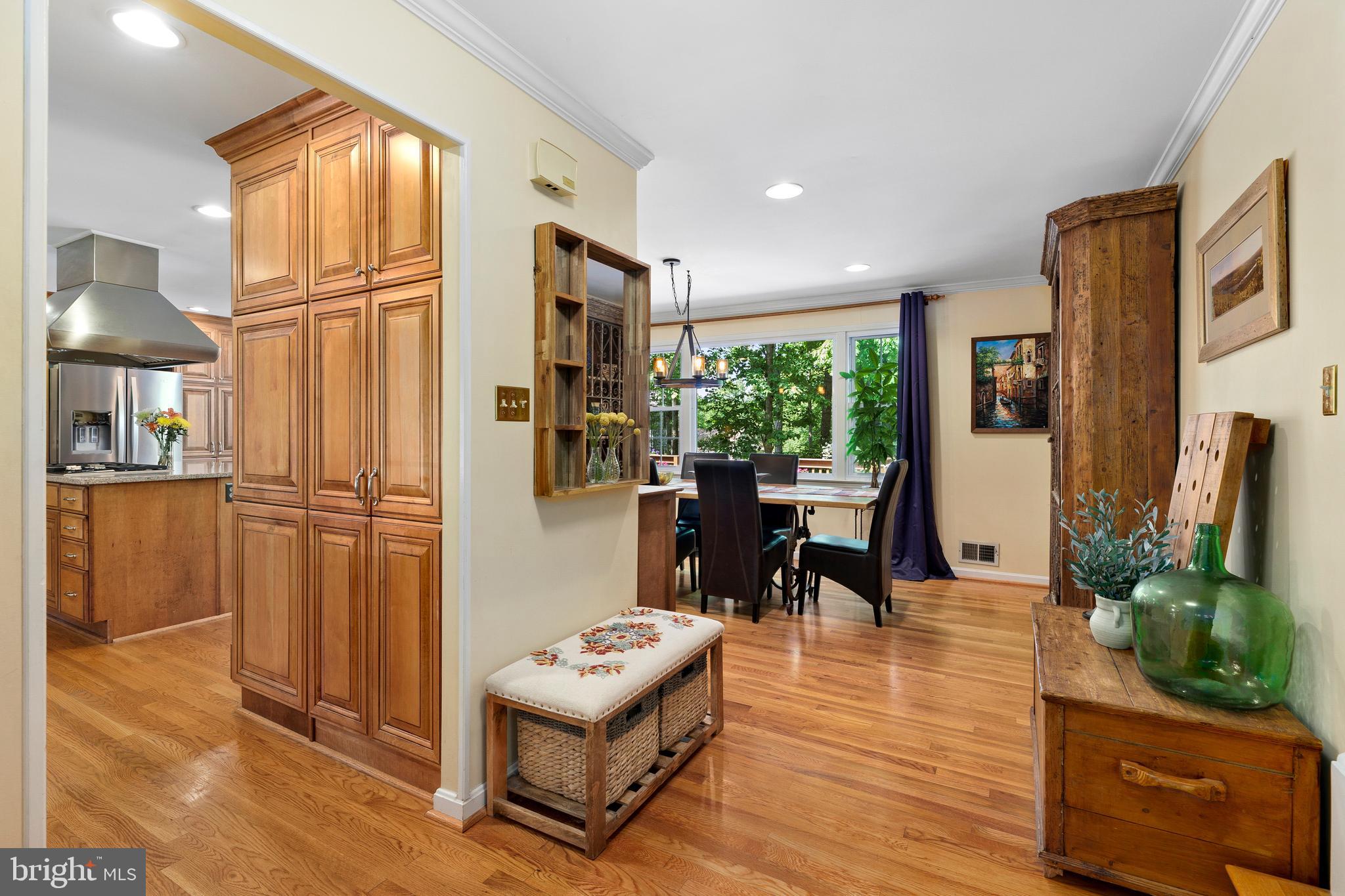6902 Conservation Drive Springfield, VA 22153 - Photo 6 of 59 Gallery Image 6