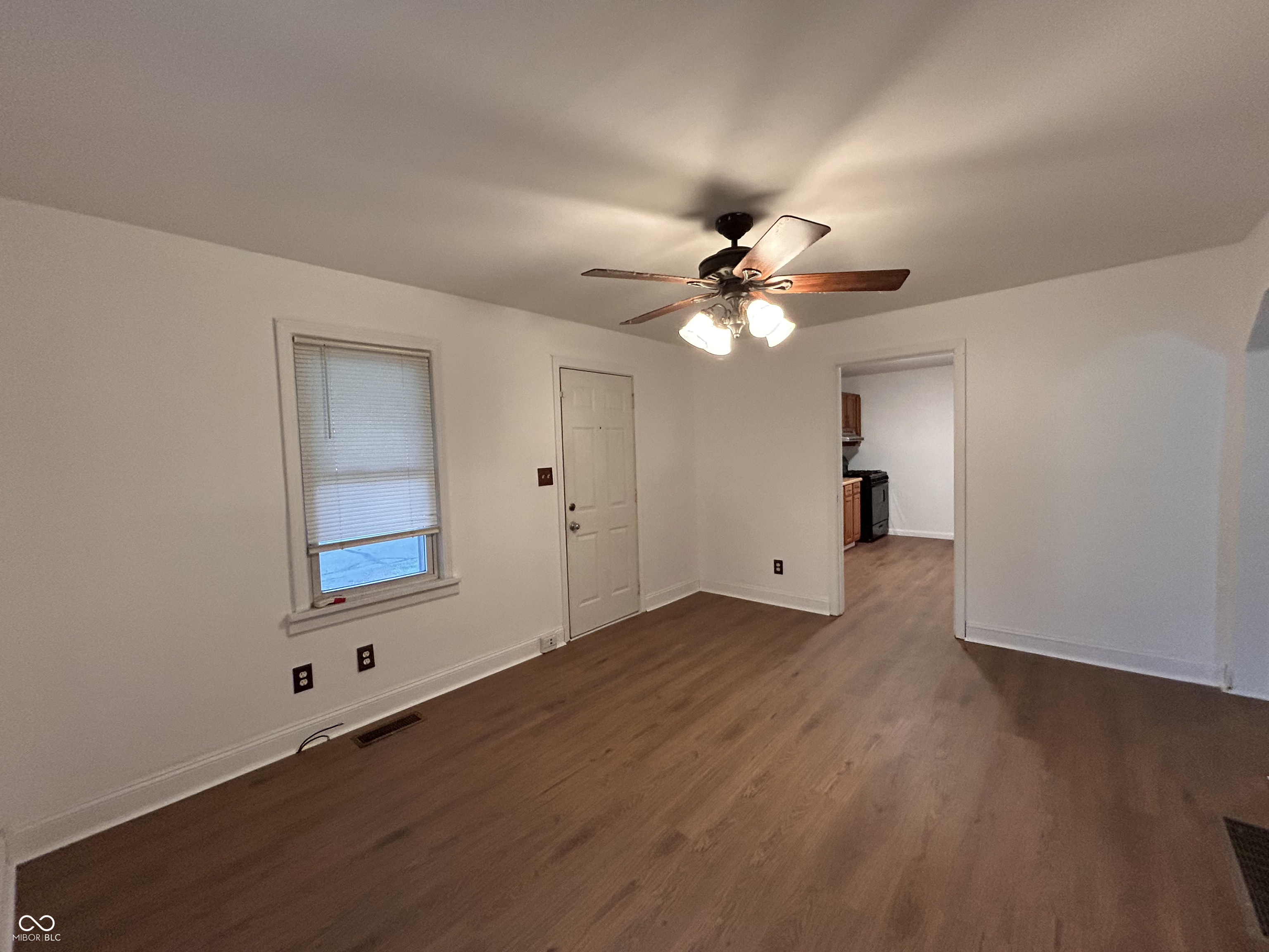 2100 12th Street Columbus, IN 47201 - Photo 7 of 20