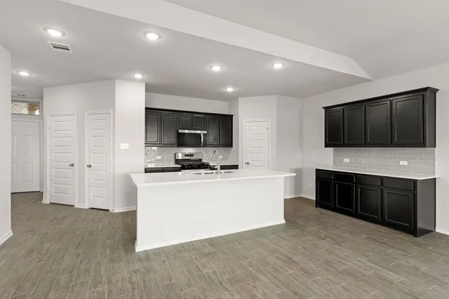 $381,999 | 203 Bandit Drive, Terrell, TX 75160