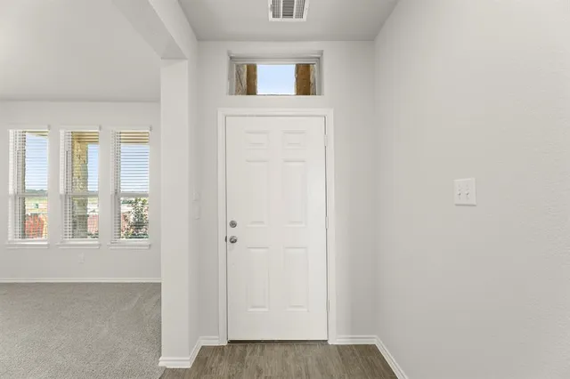 $381,999 | 203 Bandit Drive, Terrell, TX 75160