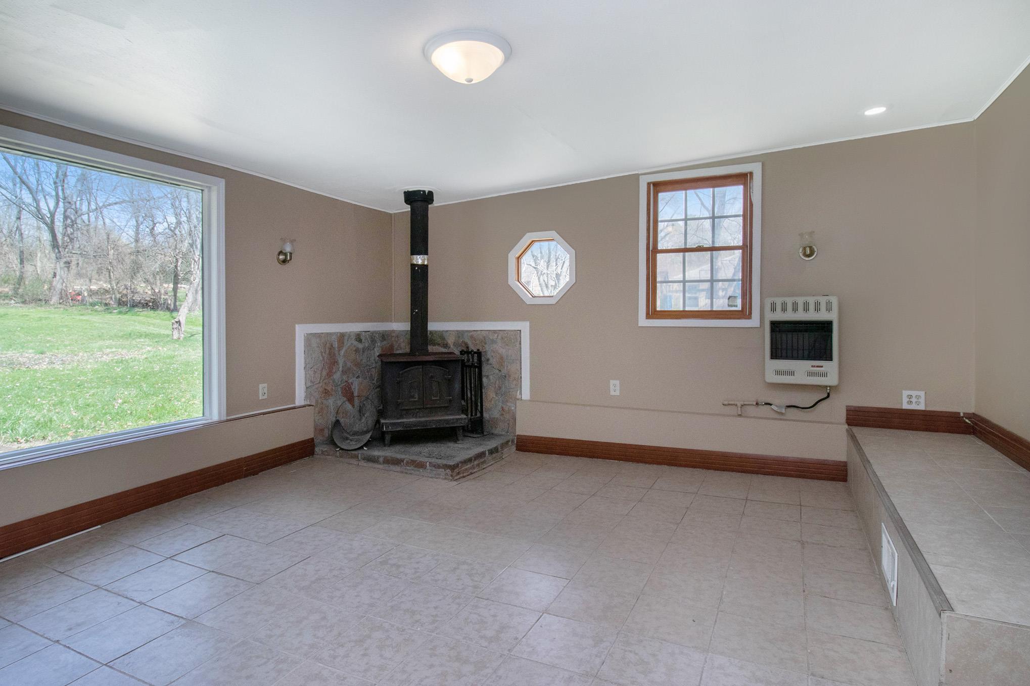 17425 Ireland Road South Bend, IN 46614 - Photo 11 of 26 Gallery Image 11