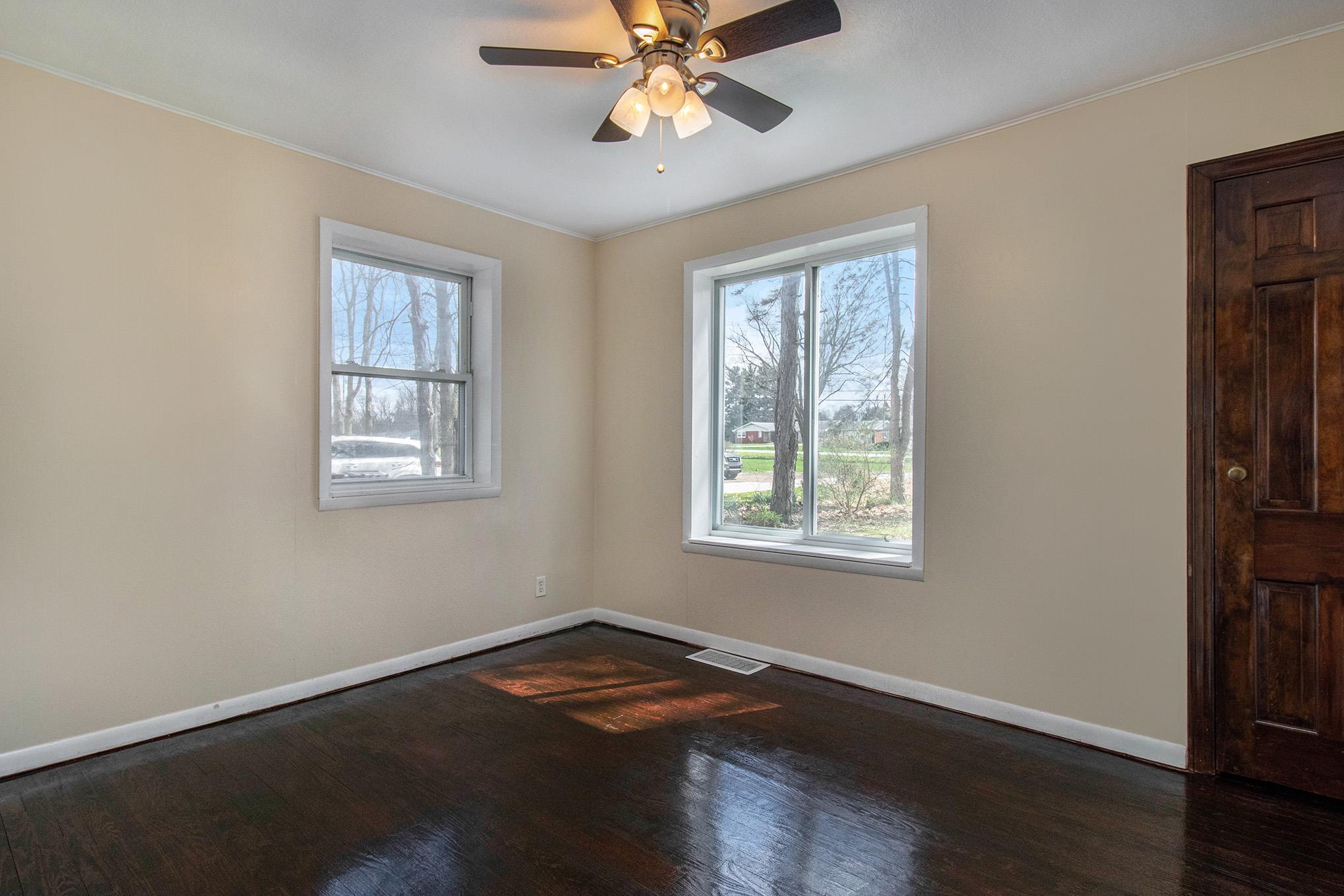17425 Ireland Road South Bend, IN 46614 - Photo 15 of 26 Gallery Image 15