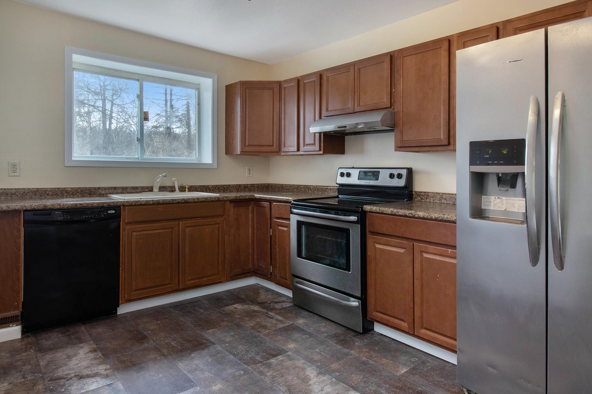 17425 Ireland Road South Bend, IN 46614 - Photo 9 of 26 Gallery Image 9