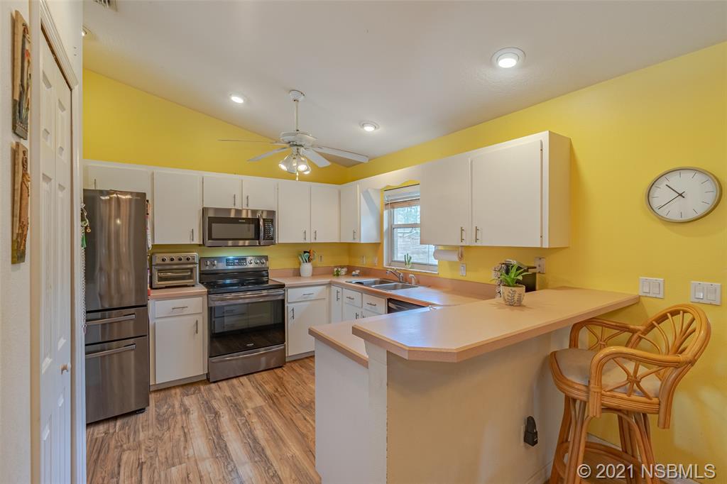 3025 Unity Tree Drive Edgewater, FL 32141 - Photo 6 of 18 Gallery Image 6