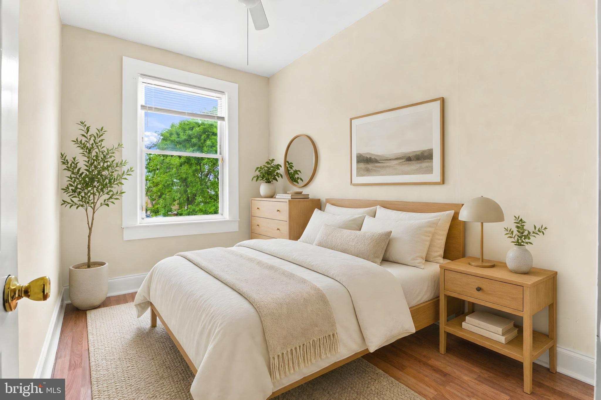 730 Linnard Street Baltimore, MD 21229 - Photo 20 of 31 Bedroom 3 (virtually staged)