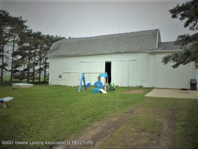 4153 East Centerline Road St. Johns, MI 48879 - Photo 17 of 19 DSC05675