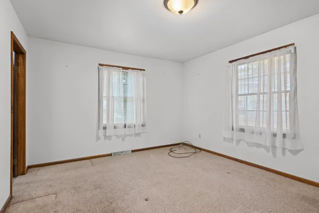 $489,000 | 396 Davenport Lane, Cadillac, MI 49601