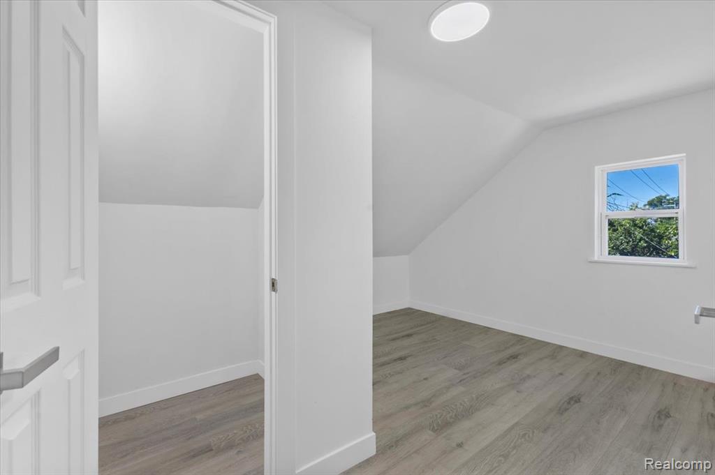 1761 Stanford Road Berkley, MI 48072 - Photo 19 of 28 Gallery Image 19