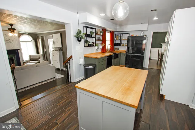 $524,900 | 322 Cranbrook Road, Cockeysville, MD 21030