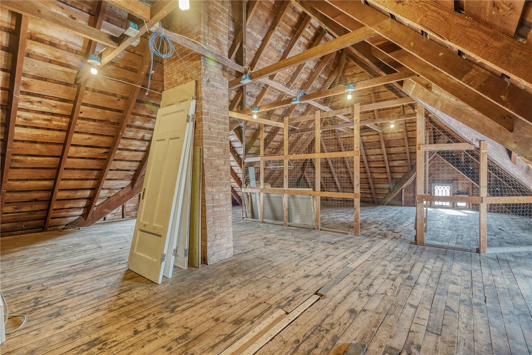 40 Stewart Street Rochester, NY 14620 - Photo 41 of 50 FULL WALK-UP ATTIC