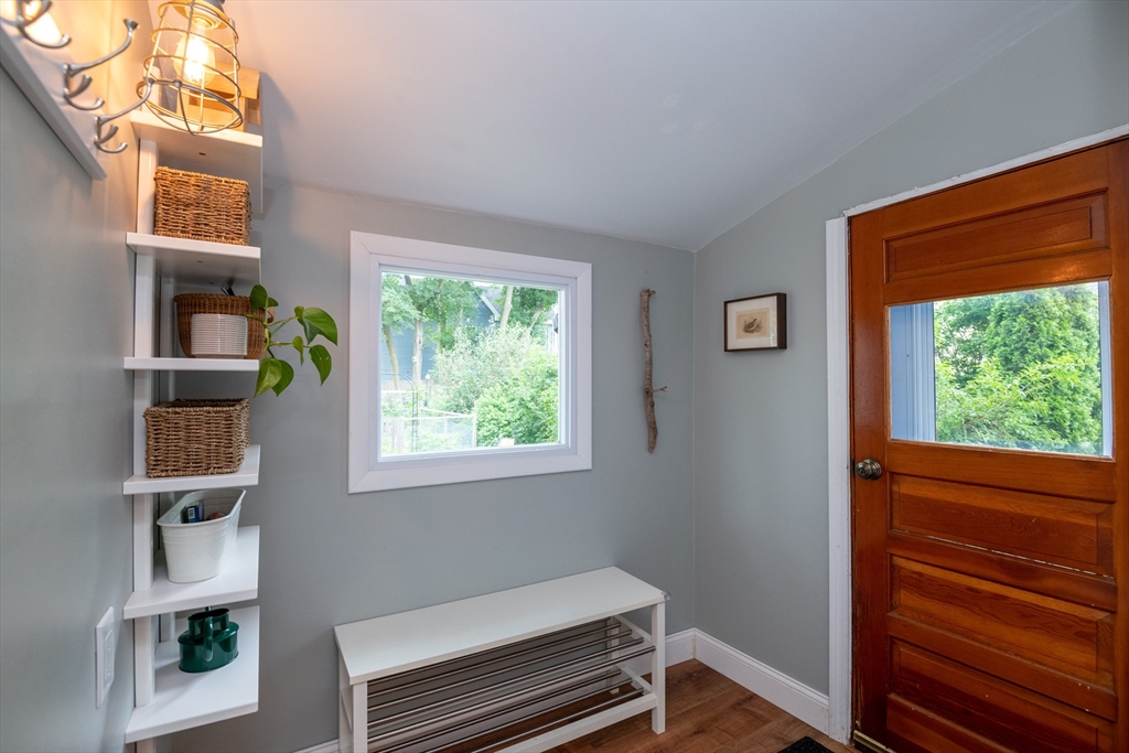 121 Linden Street Hamilton, MA 01982 - Photo 15 of 42