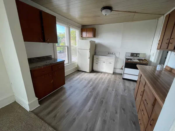 $484,000 | 1901 East Superior Street, Duluth, MN 55812