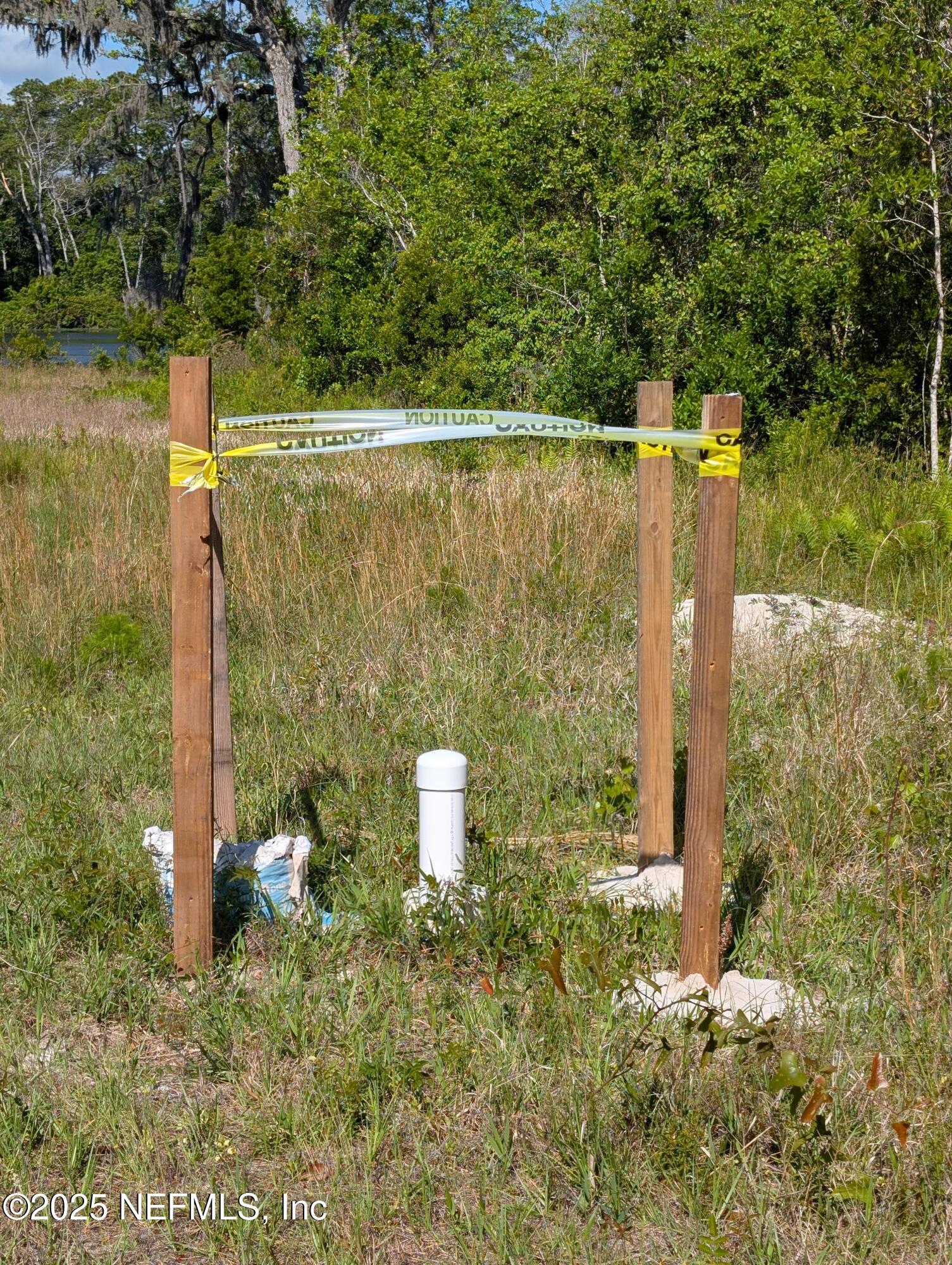 211 Ida Boulevard Interlachen, FL 32148 - Photo 9 of 12 a view of a outdoor space