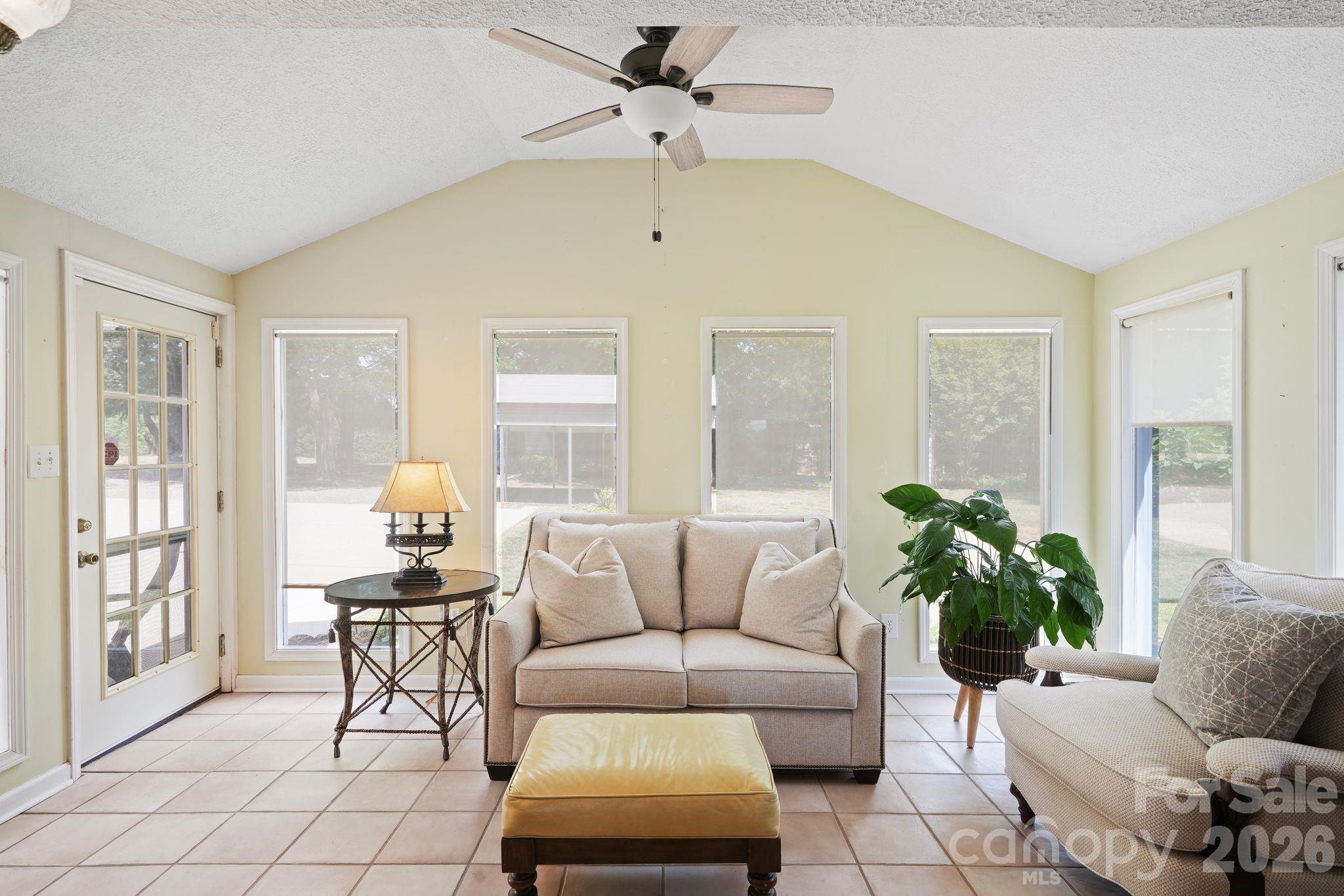 3328 Sulphur Springs Road Northeast Hickory, NC 28601 - Photo 26 of 44