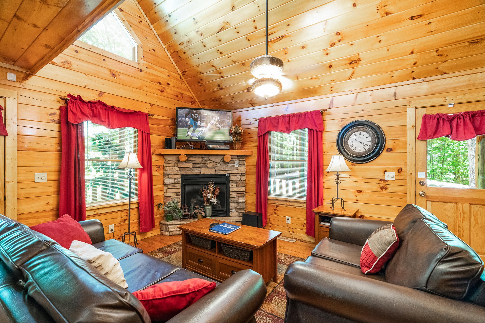 2129 Red Bud Road Sevierville, TN 37876 - Photo 4 of 32 Gallery Image 4