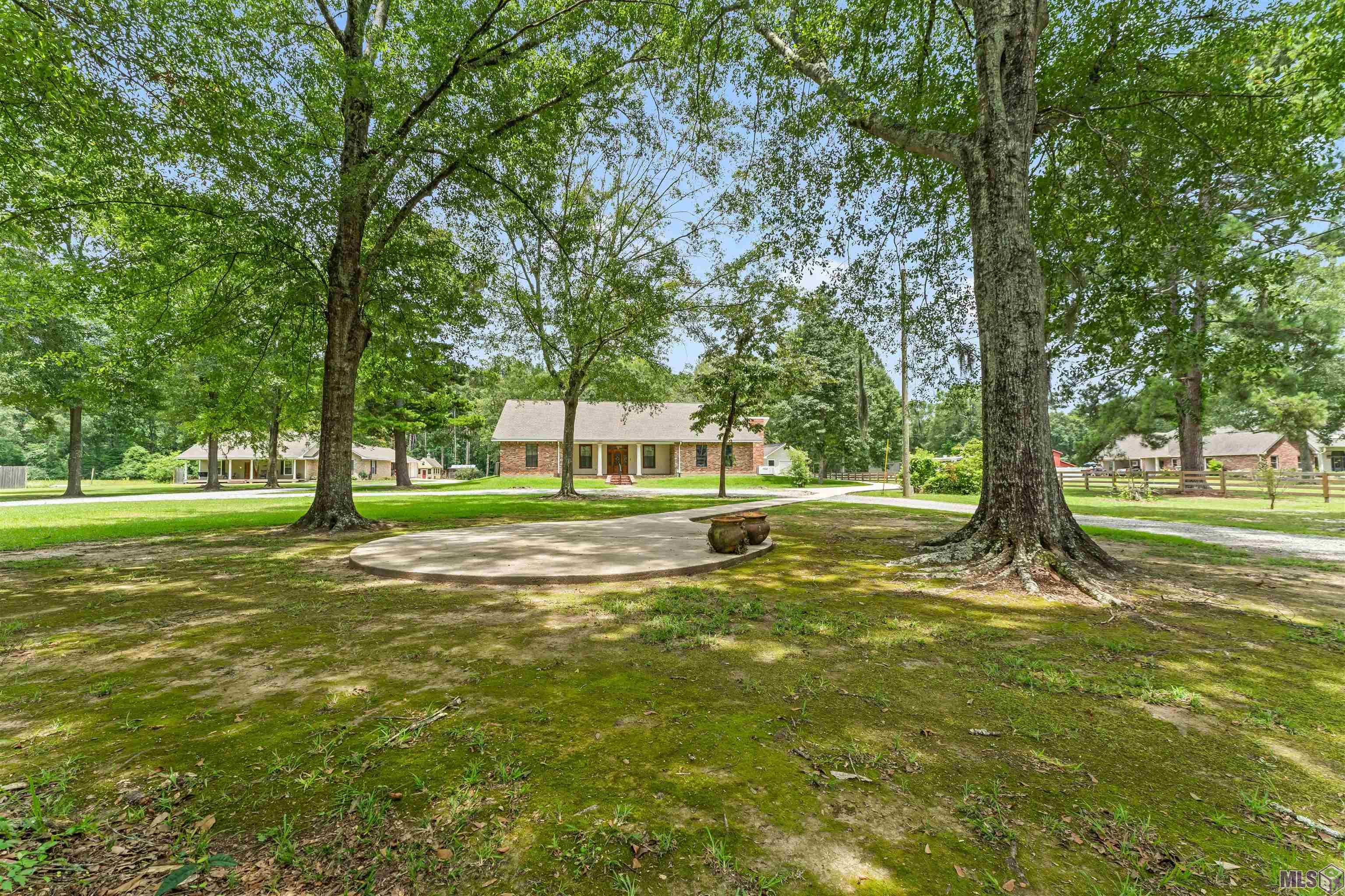 13856 Beaver Bend Road Baton Rouge, LA 70818 - Photo 3 of 46
