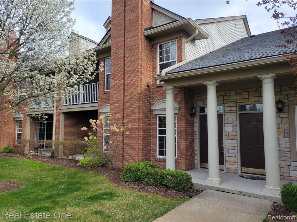 3562 Tremonte Circle, Unit 127 Rochester, MI 48306 - Photo 1 of 28