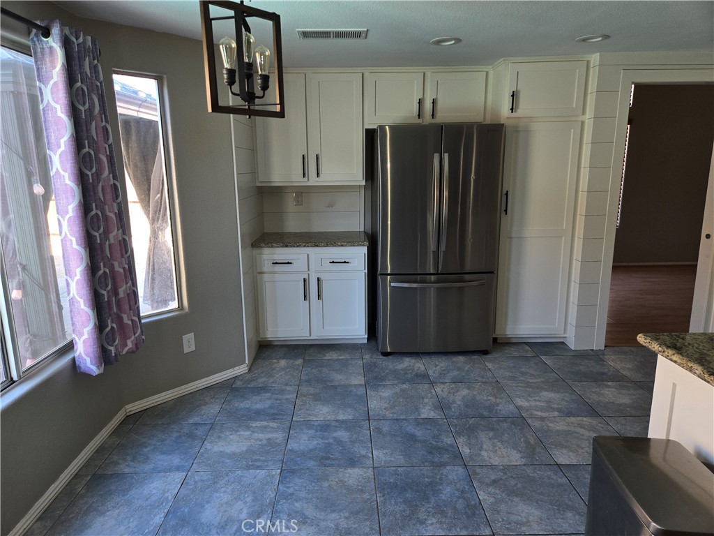 15721 Lake Ridge Road Lake Elsinore, CA 92530 - Photo 8 of 24