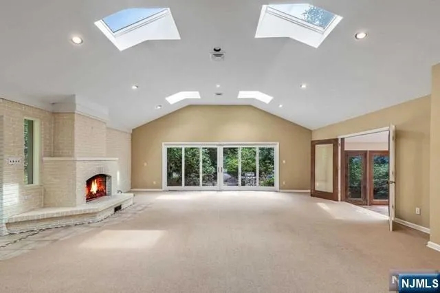 $2,449,000 | 25 Ackerman Road, Saddle River, NJ 07458