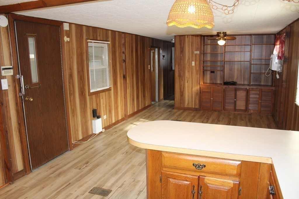 69 Mobile Home Way Springfield, MA 01119 - Photo 10 of 42 Gallery Image 10