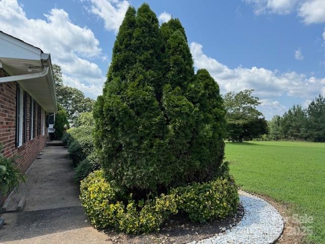 3319 Humphries Road Shelby, NC 28150 - Photo 2 of 41 a yard with lots of green space