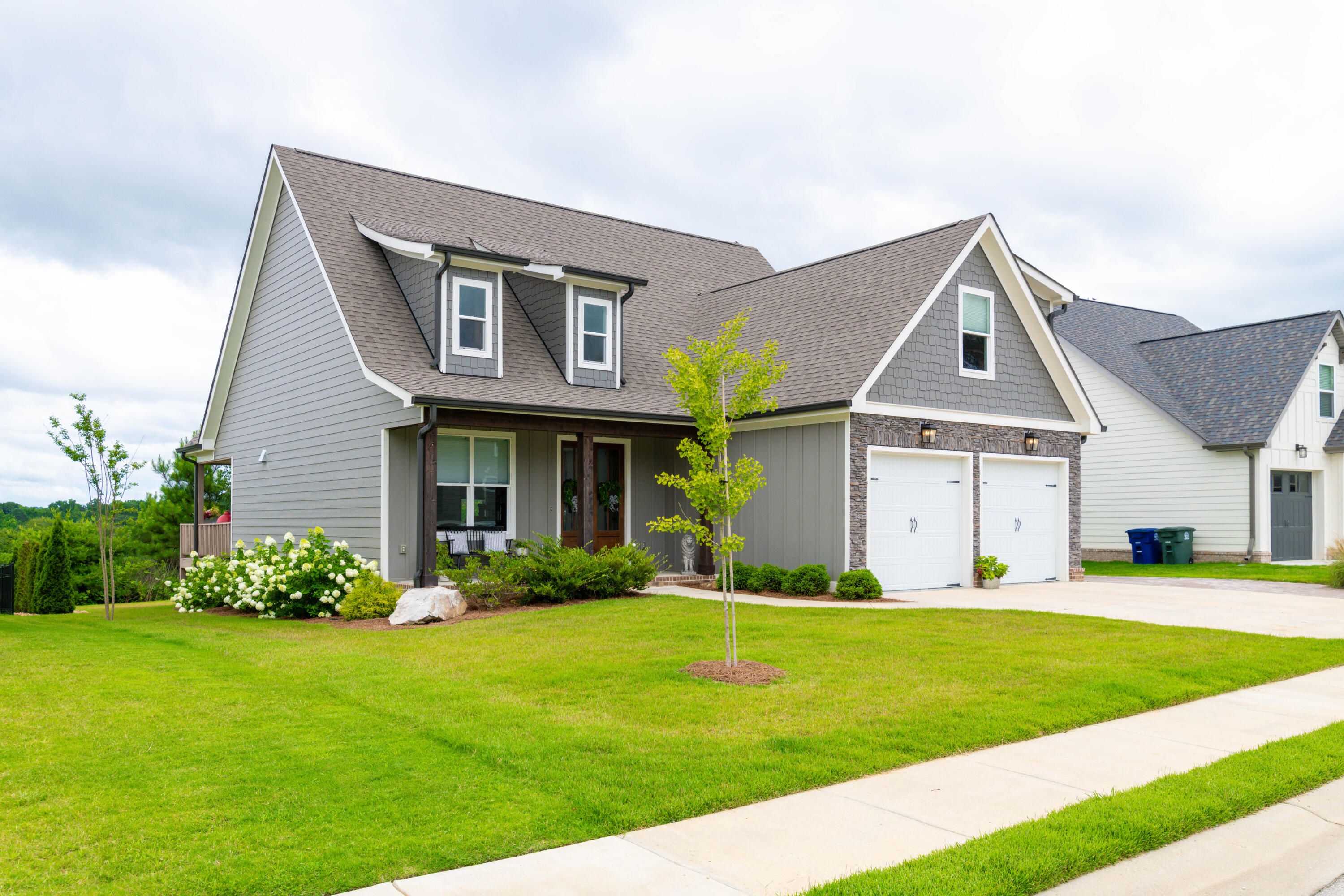 4281 Inlet Loop Chattanooga, TN 37416 - Photo 2 of 56 D85_5111