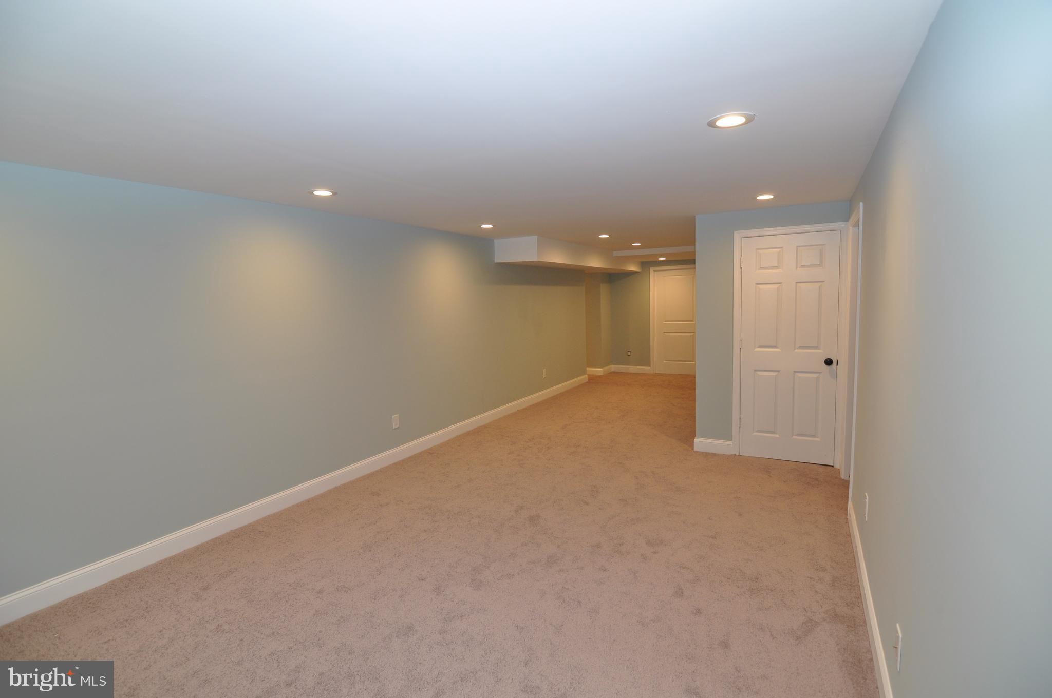809 East Franklin Avenue Silver Spring, MD 20901 - Photo 17 of 30 Interior (General)