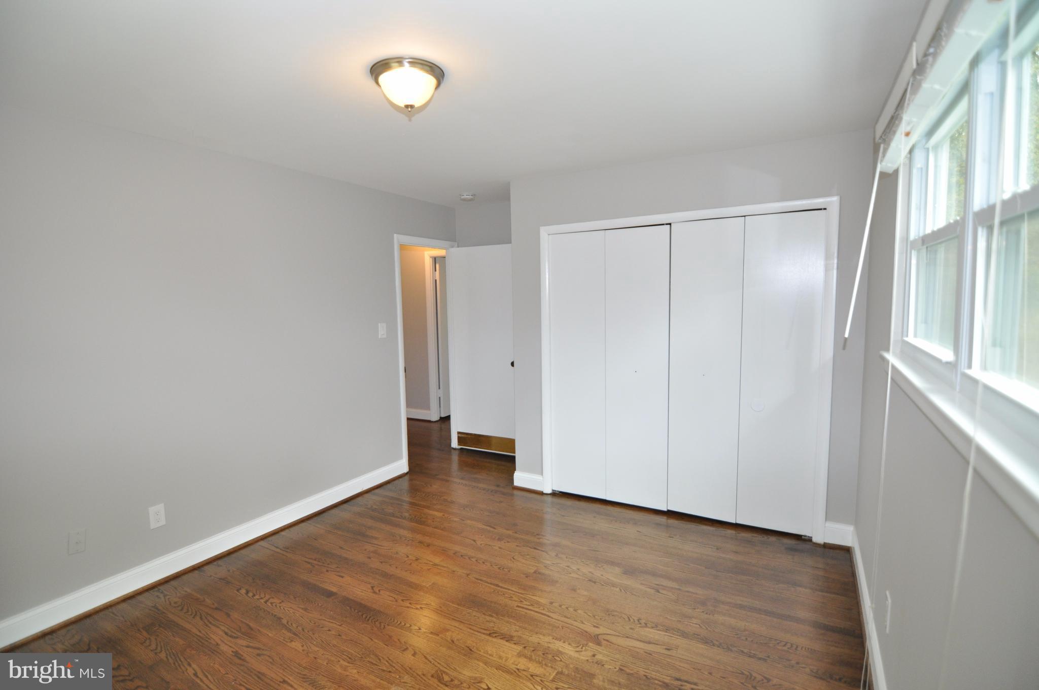 809 East Franklin Avenue Silver Spring, MD 20901 - Photo 10 of 30 Interior (General)