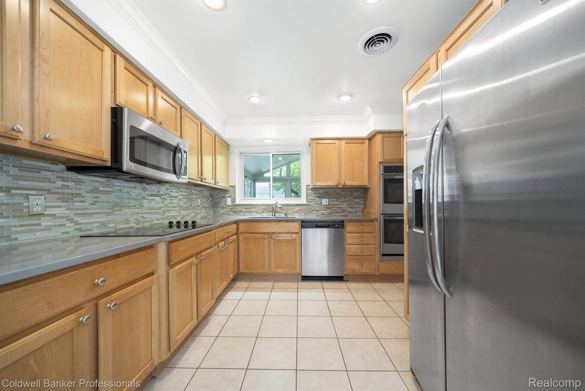567 South Cranbrook Cross Road Bloomfield Hills, MI 48301 - Photo 11 of 35 Gallery Image 11