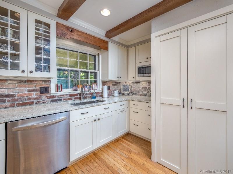 203 Davis Mountain Road Laurel Park, NC 28739 - Photo 13 of 34