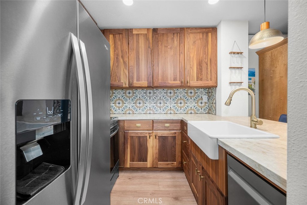 7890 East Spring Street, Unit 4W Long Beach, CA 90815 - Photo 12 of 36