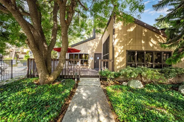 $380,000 | 7890 East Spring Street, Unit 4W, Long Beach, CA 90815