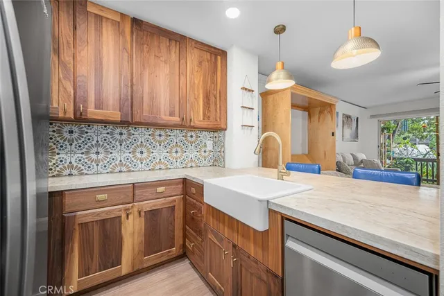 $369,950 | 7890 East Spring Street, Unit 4W, Long Beach, CA 90815