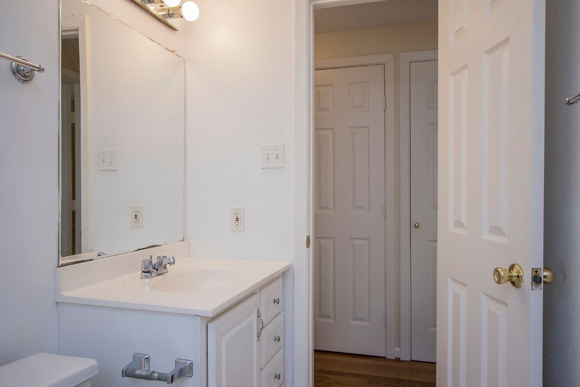 1620 Hawthorne Street, Unit 2 Houston, TX 77006 - Photo 11 of 19